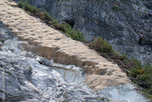 Erosionsschutz durch Bodenvernagelung, Hang Sicherung im Gebirge, Österreich