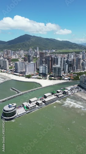 Praia de Perequê - Meia Praia Itapema - Porto Belo - Santa Catarina