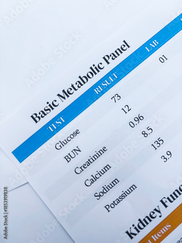 Foto Basic Metabolic Panel report close up on the paper top view medical record backg