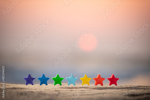 ビーチと七色の星の置物