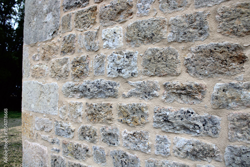 Obraz na płótnie Mur et joints ton pierre sur la façade de la maison en pierre