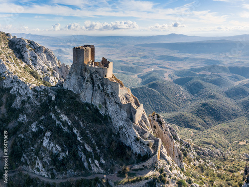 Château de Quéribus dans l'Aude (Occitanie, France) Forteresse royale du languedoc