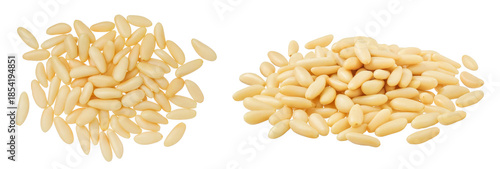 Fotografi Shelled European pine nuts isolated on white background with full depth of field