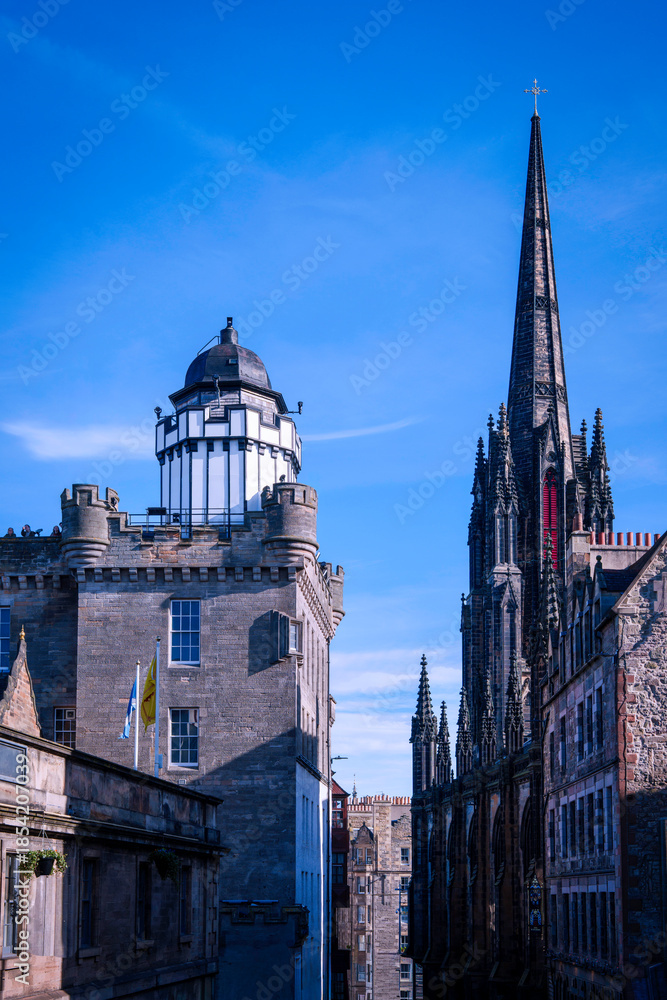 Fototapeta premium Edinburgh Scotland historic district with landmark buildings and heritage architecture in the United Kingdom
