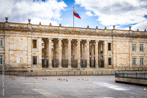 Billede på lærred plaza bolivar, bogota, la candelaria, colombia, south america, latin america