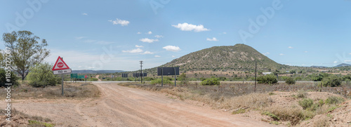 crossroads between n°10 and R400 roads, near Kommadagga, Karoo, South Africa