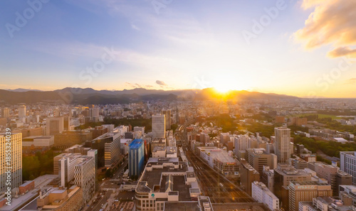 北海道・札幌 夕日が沈む都市風景　2025
