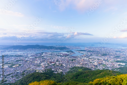 福岡県・皿倉山から望む都市風景　夕景