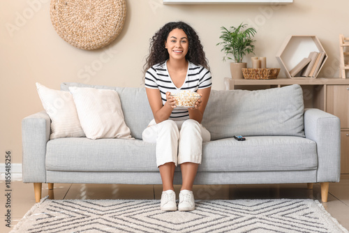 Beautiful young African-Ame...