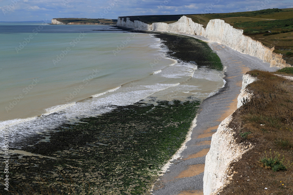 Φωτογραφία Panoramic landscape photo of the Seven Sisters chalk cliffs and the English Chan