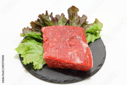 牛もも肉ブロック（国産牛等級3）