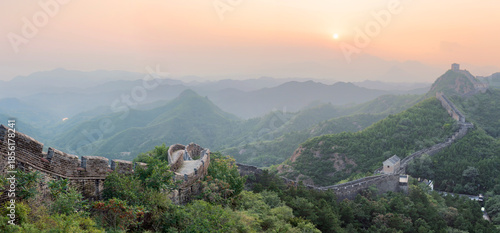 Bild auf Leinwand The Great Wall of China at dusk
