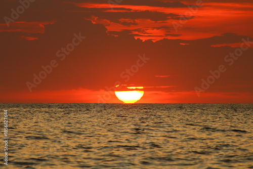 Pôr do sol na praia