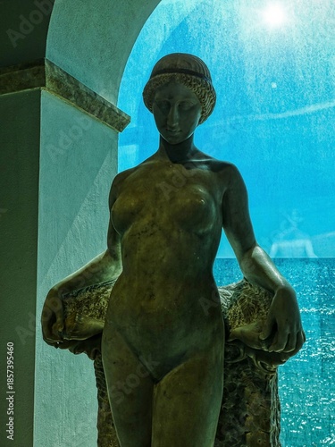 Картината върху платно Sitges - escultura dona museu Cau Ferrat - Garraf