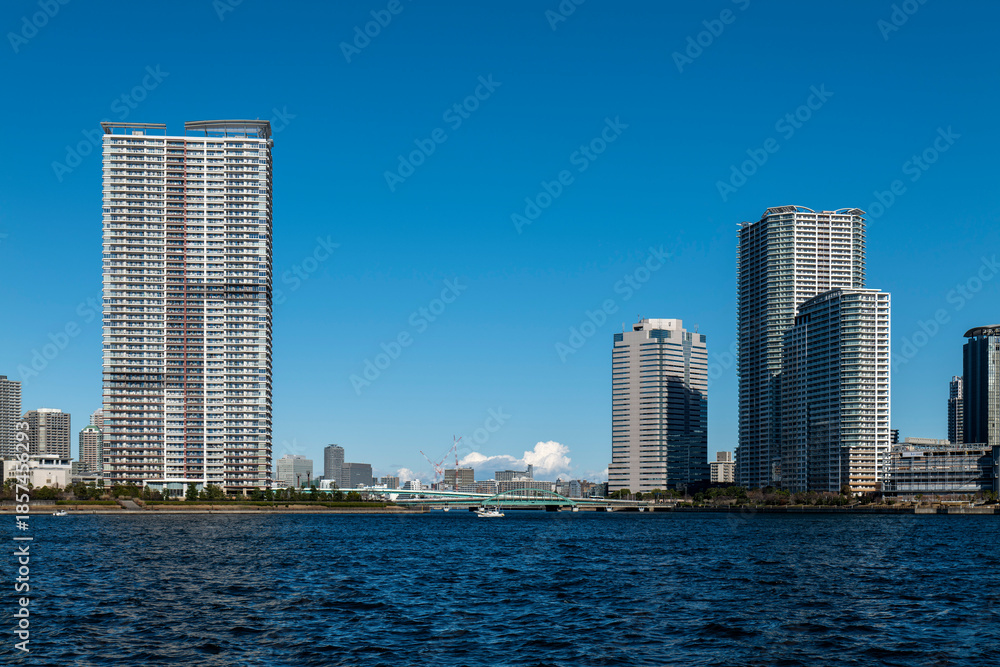 Obraz premium 遊歩道となった豊洲「晴海橋梁 (旧晴海鉄道橋) 」 2025年12月