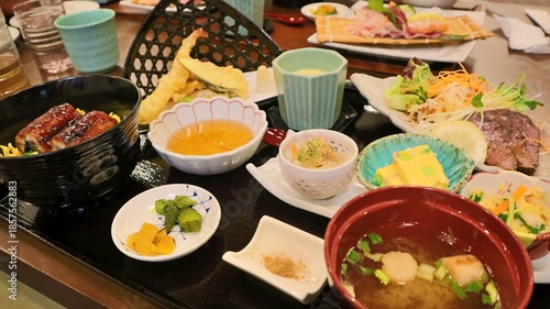 冬の金沢で味わう豪華な鰻丼と和食膳