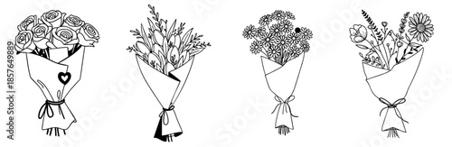 Hand Drawn Flower Bouquet Set Wrapped in Paper — Roses, Daisies, Wildflowers and Dried Flowers in Gift Wrapping