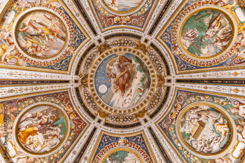 Obraz na plátně Italy - Caprarola - Palazzo Farnese - Ornate frescoed dome ceiling with mytholog