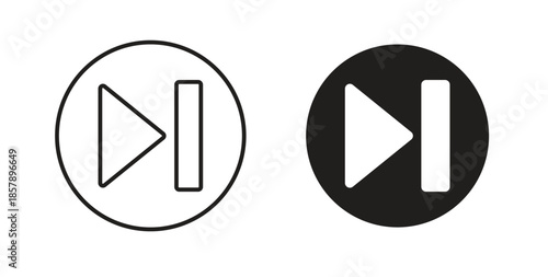 Play pause icons designs can be used for mobile, ui, websites