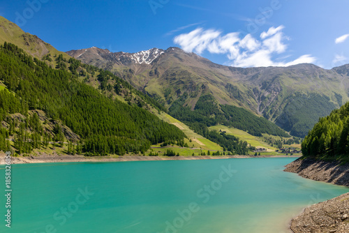 Blick über den Vernagt Stausee im Schnalstal, Südtirol
