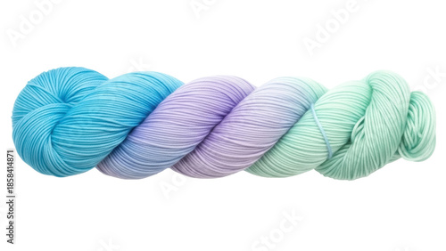 Φωτογραφία Isolated skein of beautiful multicolor yarn for knitting or crocheting hobby pro