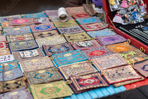 Fotografia de rua na Feira do Rastro em Madrid, Espanha