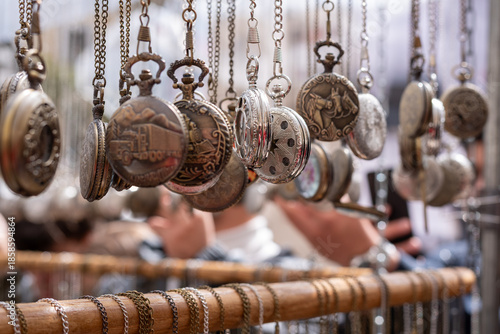 Fotografia de rua na Feira do Rastro em Madrid, Espanha