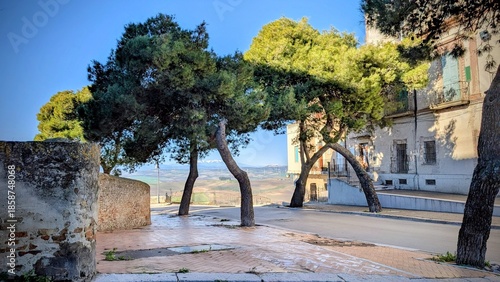 SERRACAPRIOLA (Pouilles - Italie)