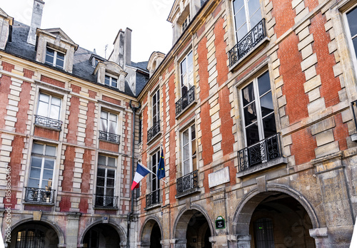 Принти на полотні Exterior of the Maison de Victor Hugo, former home of the famous French writer, now a museum with commemorative plaque, in Place des Vosges, Paris, France