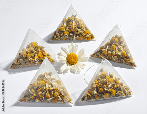 차-티-허브차-허브티-카모마일-캐모마일-카모마일 차-카모마일 티-캐모마일 차-캐모마일 티-티백-삼각티백-캐모마일 꽃