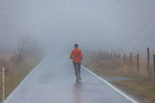 Lauftraining im Nebel