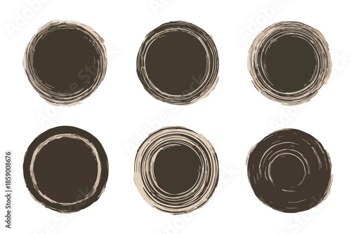 다양한 질감과 두께의 붓 터치 원형 프레임 6개 세트, 투명한 배경에 배치된 디자인 요소