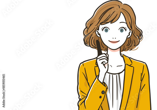 Uśmiechnięta kobieta w żółtej marynarce trzymająca długopis, myśląca o czymś na białym tle.