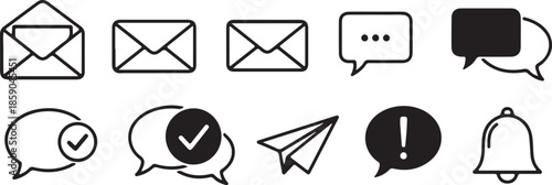 Minimalist Chat Message Speech Bubble Vector Icon Outline