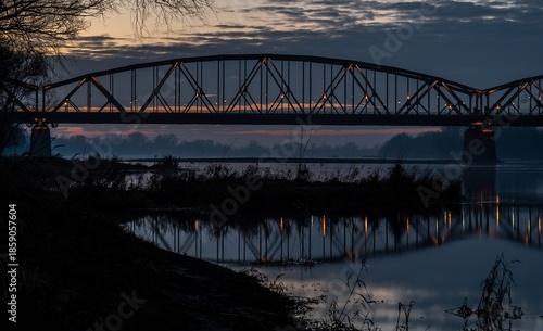 rzeka, gród, woda, architektura, europa, podróż, niebo