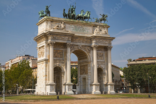Arco della Pace in Milan