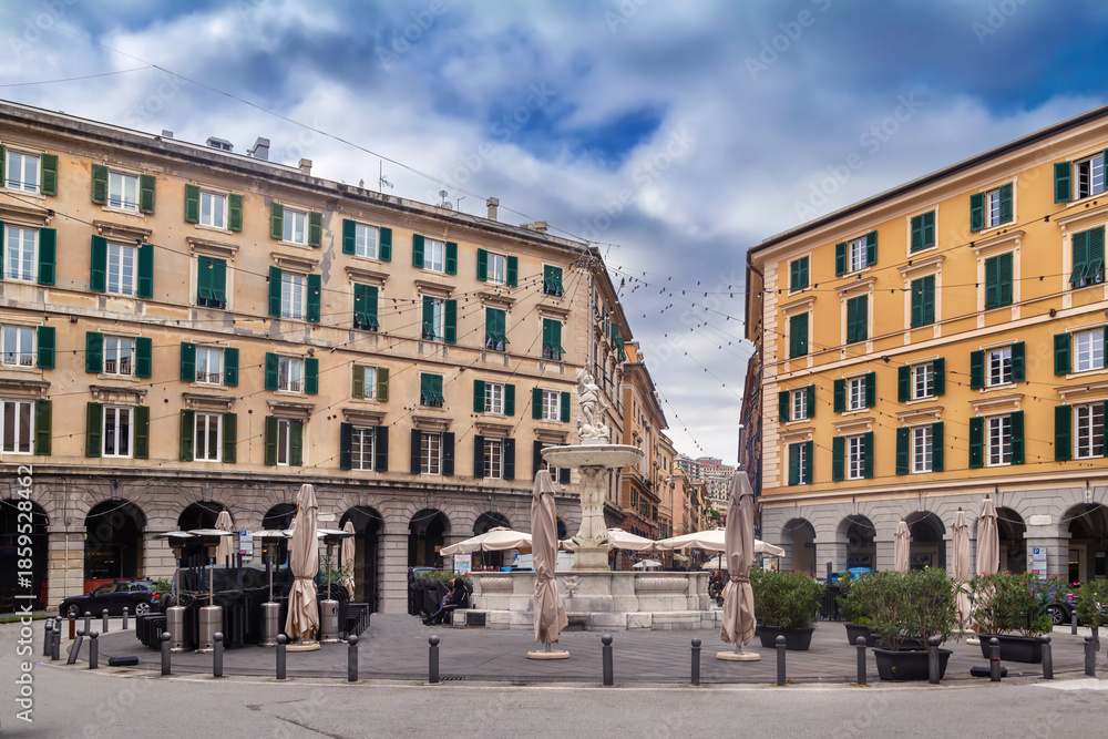 Fototapeta premium Piazza Colombo, Genoa, Italy