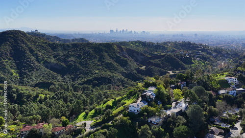 Foto Hollywood Hills with Downtown Los Angeles Skyline California