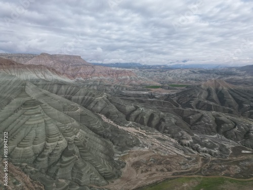 Cuadro en lienzo A bird's eye view of a multi-layered rocky landscape