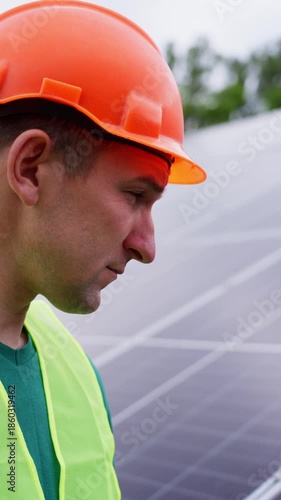 Engineer guides customer through solar panel configuration on tablet emphasizing eco friendly power generation renewable electricity and energy autonomy. High quality 4k footage