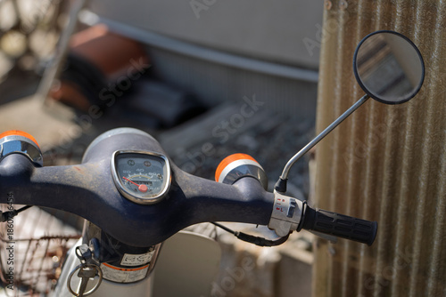 置き去りのバイク