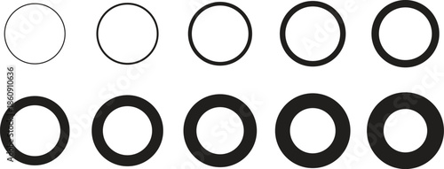 Set of circular ring icons with varying stroke weights and line thickness for graphic design and web UI elements