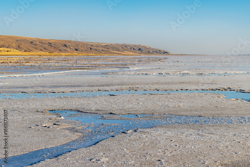 Lake Tuz is the second largest lake in Türkiye. It is located in the Central Anatolia region