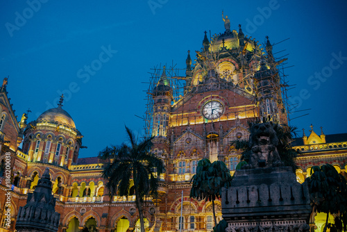 Canvas Print Illuminated historic building in Mumbai at night during restoration, iconic Indi