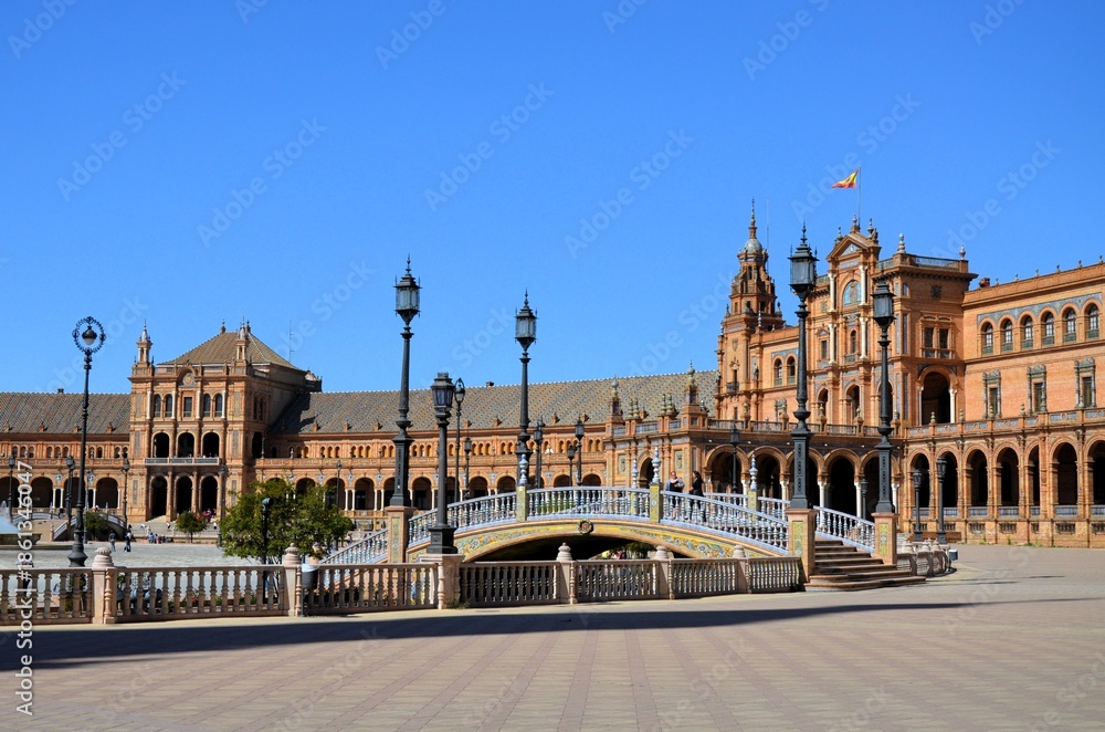 Obraz premium Seville, Spain 03.28.2019: Plaza de Espana or Spain Square in Seville, Andalusia, Spain