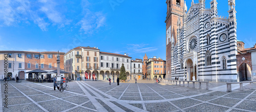 Fotografia piazza duomo di monza italia