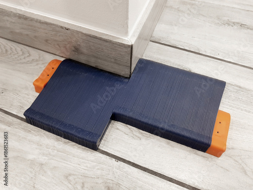 Using Contour Gauge Tool. Copy Irregular Shapes