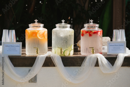 Bild auf Leinwand Wedding beverage station with infused water dispensers