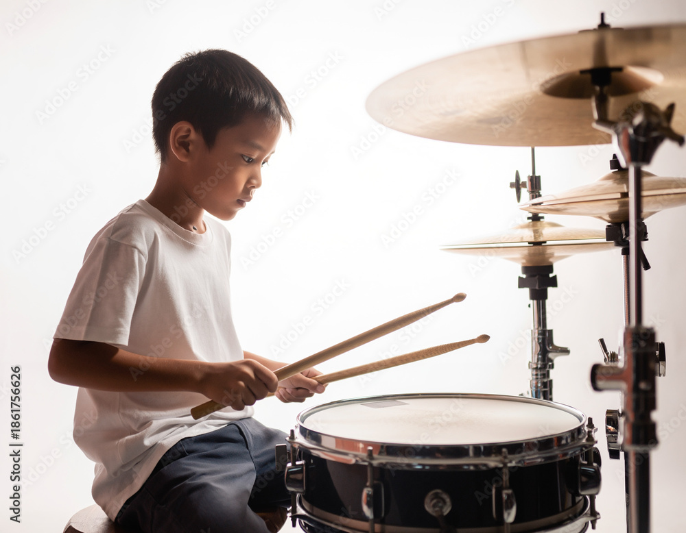 Obraz premium Young Drummer in Action