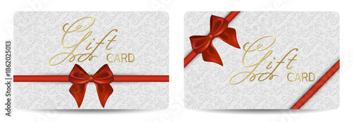 A set of two gift cards with an elegant vintage pattern